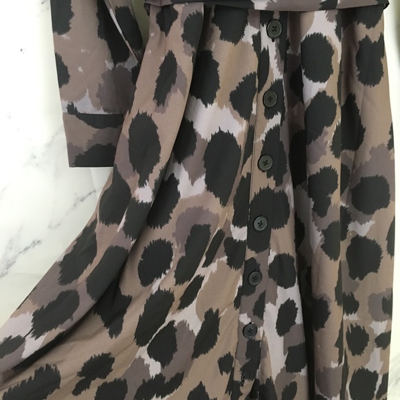 eShakti Zapelle Animal Print Crepe Maxi Dress - Picture 5 of 8